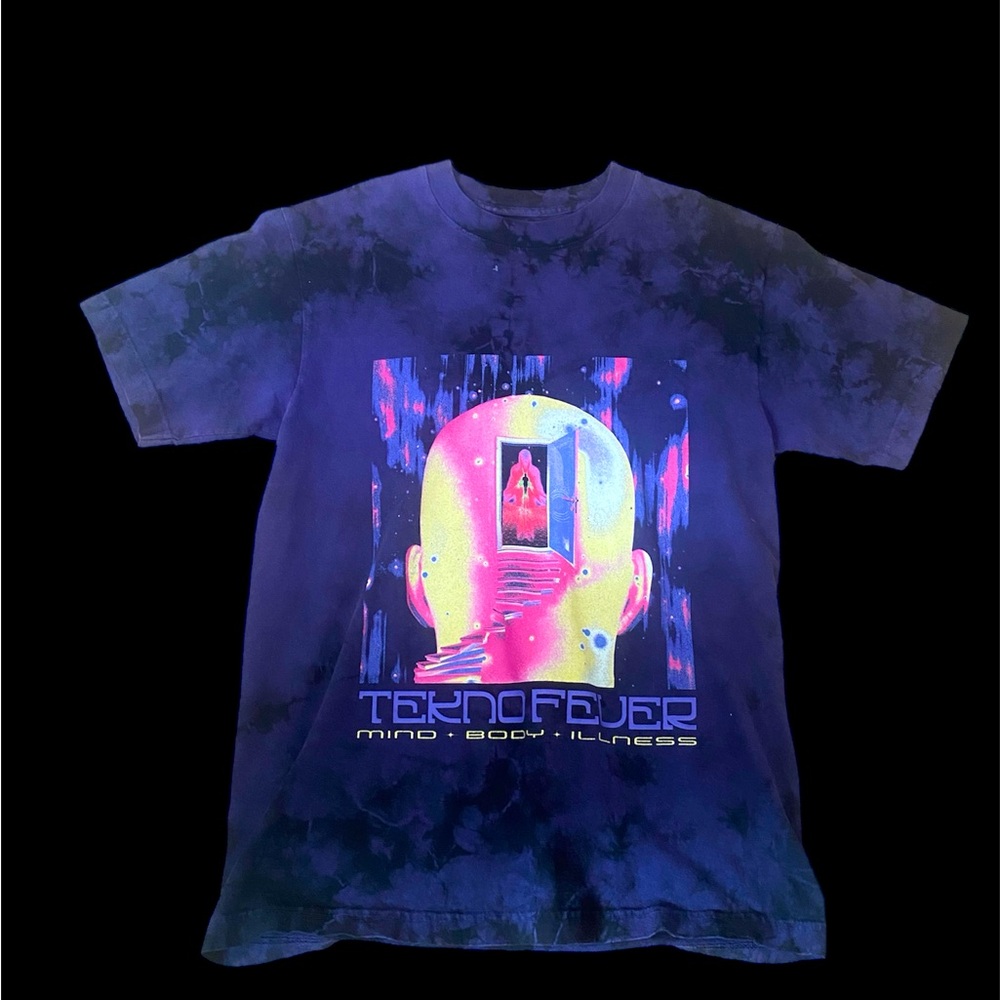Great Condition Graphic Tee Purple